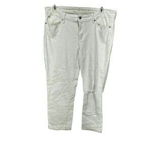 Signature By Levi Women’s White Cropped Ankle‎ Distressed Jeans Size 20W